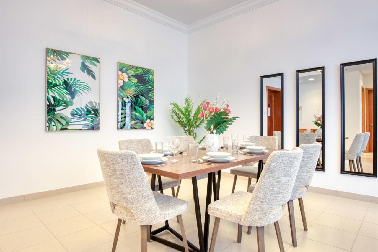 Ferienwohnung Manazel Al Safa In Dubai Exterior foto